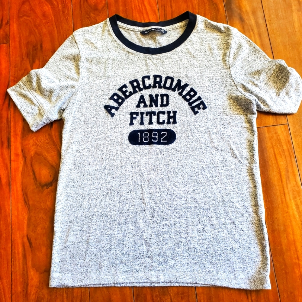 Abercrombie and Fitch t shirt